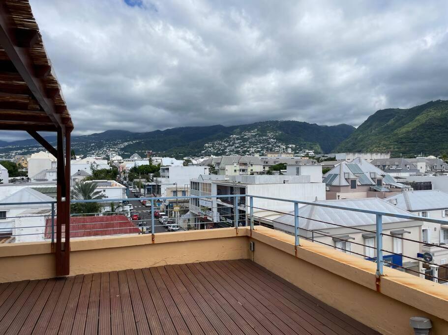 Rare ! Spacieux T3 En Roof-Top Au Barachois - 2 Ch Climatisees - 6 Couchages - Proche Aeroport Saint-Denis Dış mekan fotoğraf